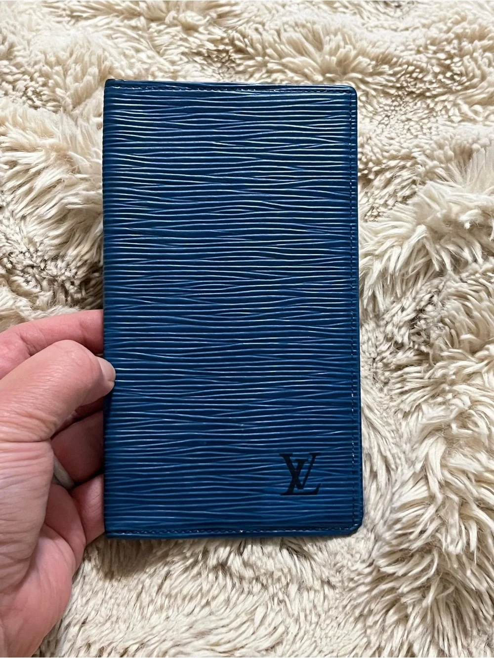 Louis Vuitton Blue Epi Leather Passport Holder checkbook